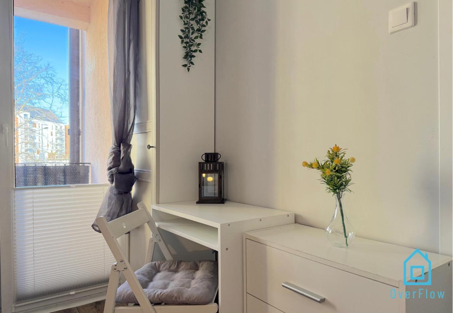 Spacious Room - Peaceful Retreat, 2 Minutes To Gdansk Old Town — Photos 2